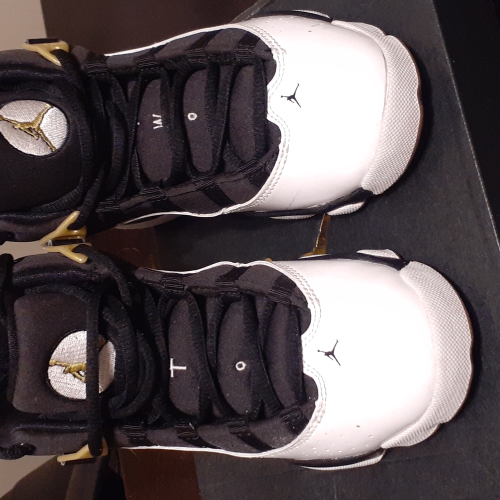 Retro Air Jordans 2Y